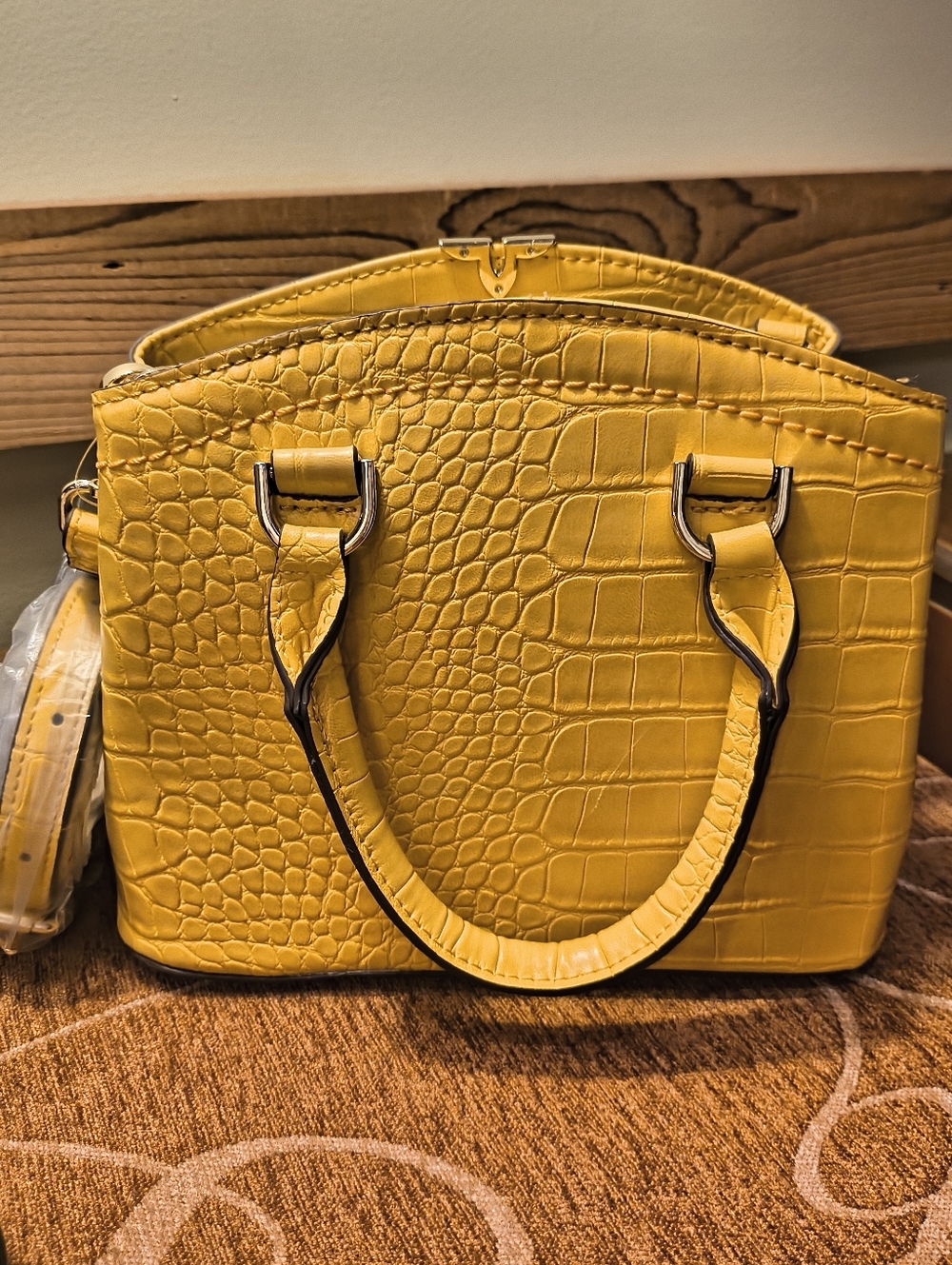NWT Kate Landry Yellow Croc-Embossed Satchel - Picture 6 of 8
